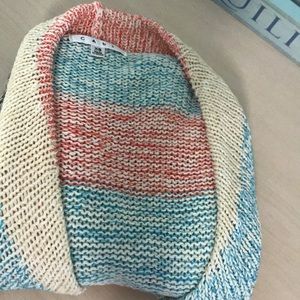 Cabi sleeveless sweater, comes over the shoulders